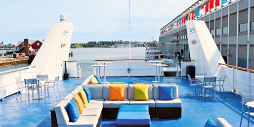 BOS / SPRG / WOR / PROV - NETWORK - DO NOT COPY - Travelzoo: $10 -- Spirit of Boston: 'Boathouse Friday' Cruises, 50% Off