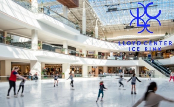 Lloyd Center Ice Rink 2017