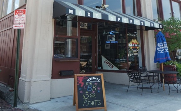 Max's Sports Bar March 2018