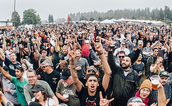 SEATTLE - Mens Room Redfestival 2018
